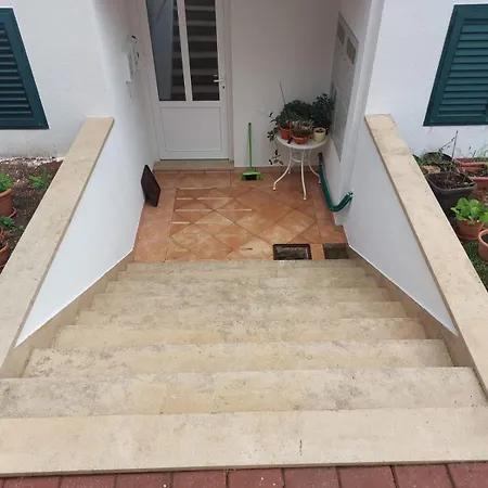 Stunning Views | Modern | Walk Everywhere | * Bol